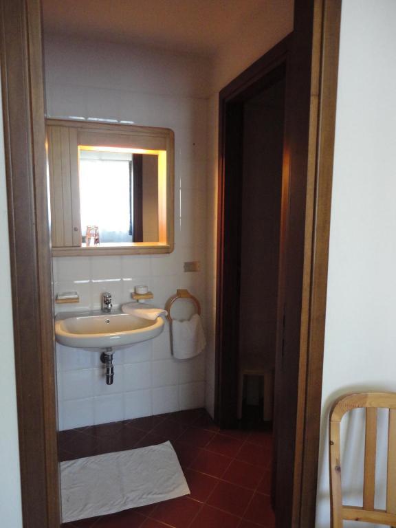 Hotel Serena Spiazzi Di Caprino Pokoj fotografie