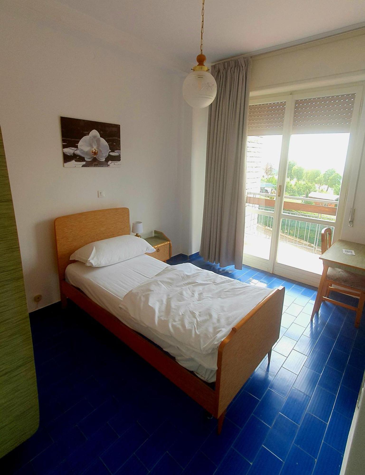 Hotel Serena Spiazzi Di Caprino Exteriér fotografie